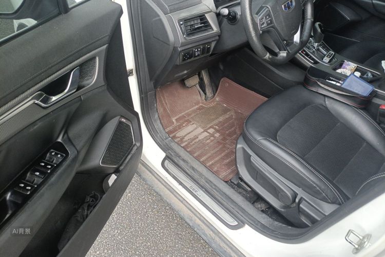GEELY Emgrand GS 2016 car image #18