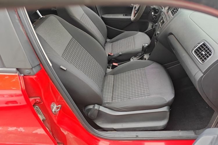 Volkswagen Polo 2017 #24 Volkswagen Polo 2017 car image #24