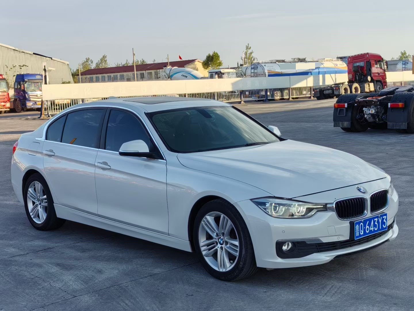 BMW 3 Series 2017 car image #3