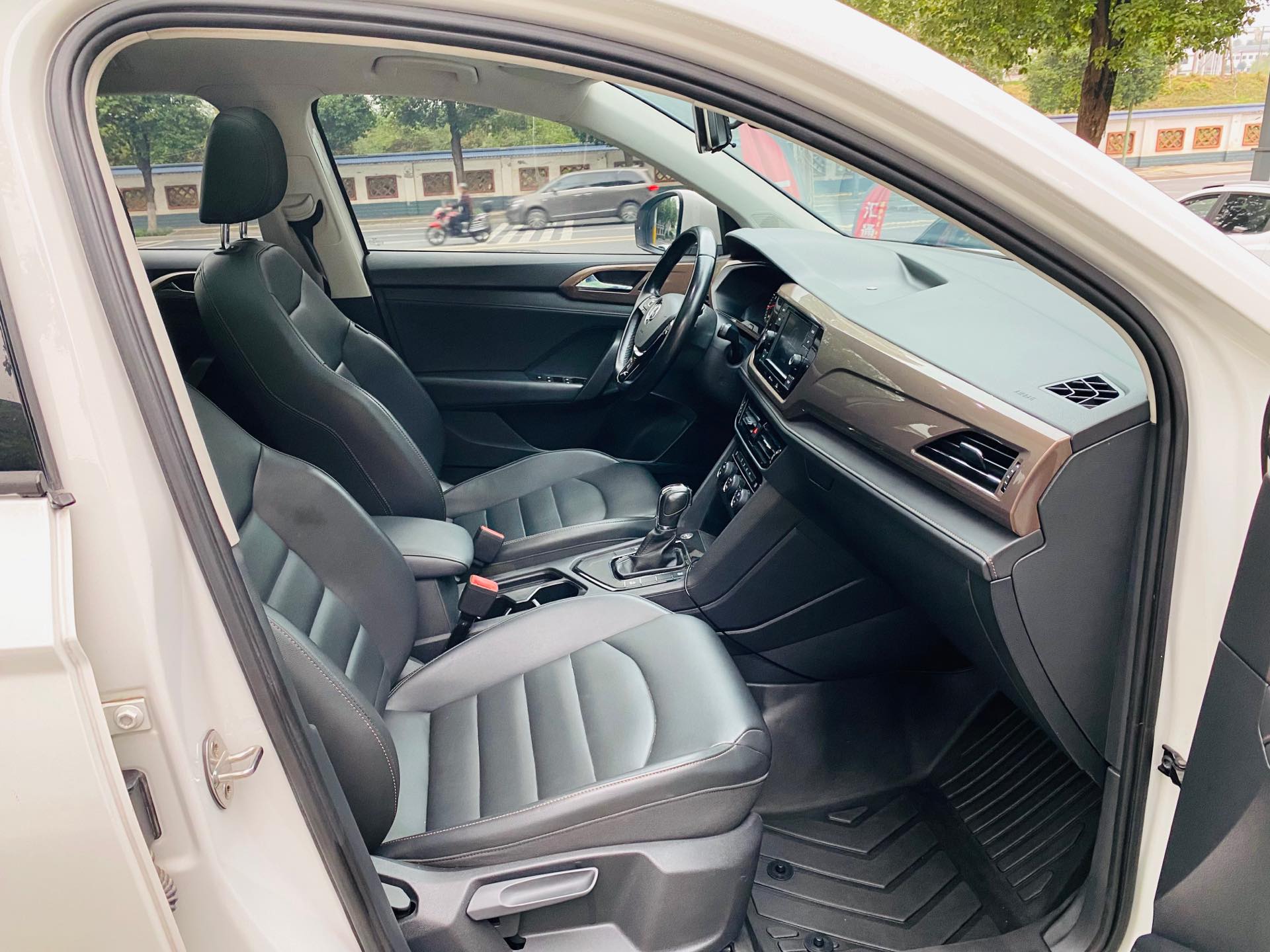 2019 #5 2019 car image #5