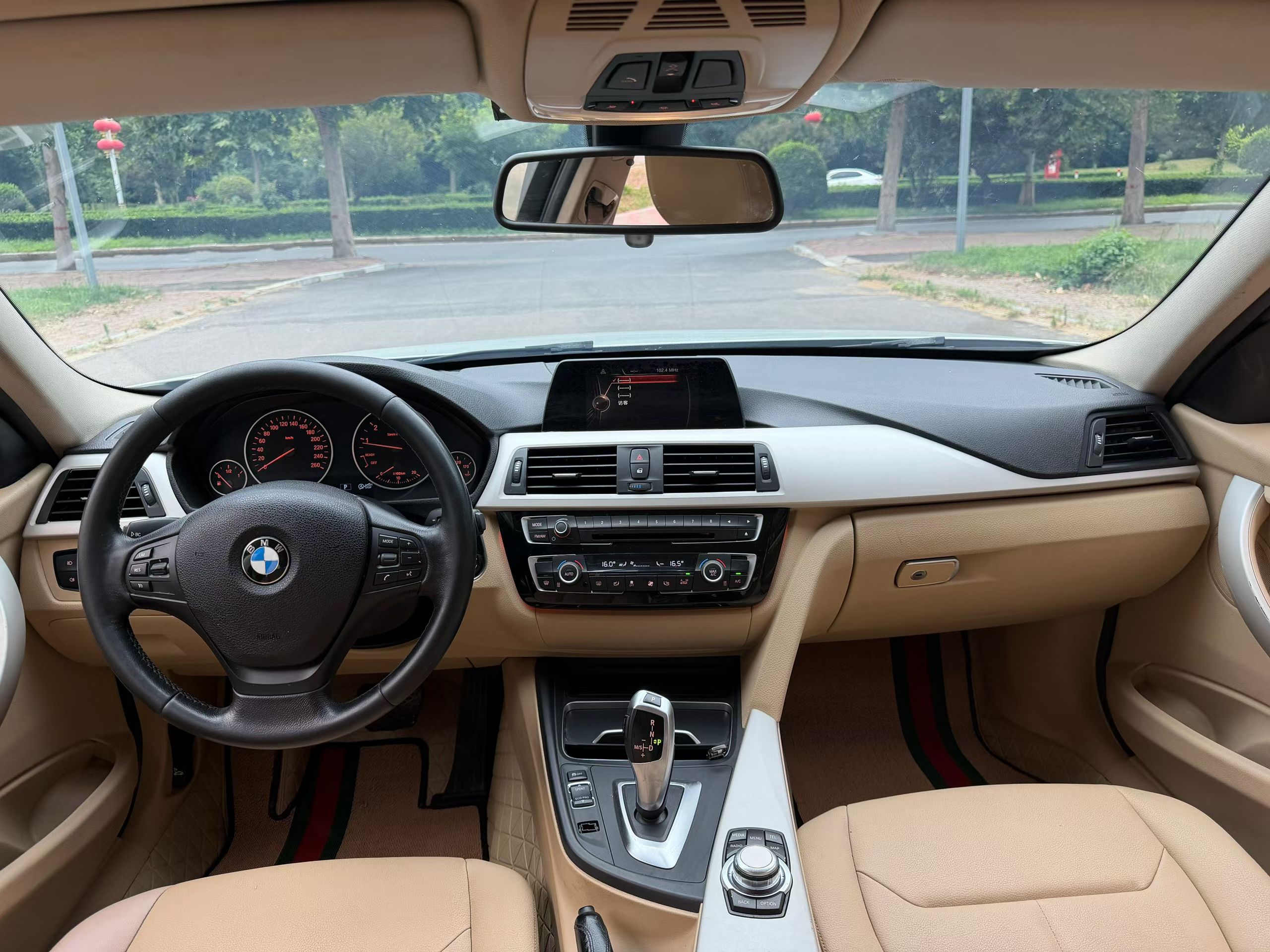 BMW 3 Series 2015 #6 BMW 3 Series 2015 car image #6