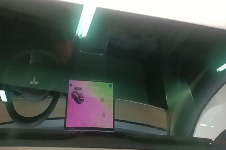 Tesla Model 3 2023 car image #18