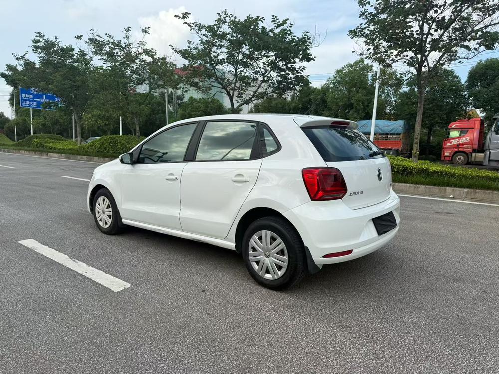 Volkswagen Polo 2017 #4 Volkswagen Polo 2017 car image #4