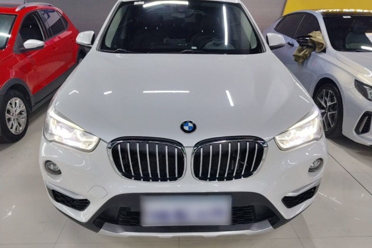 BMW X1 2018 #3 BMW X1 2018 car image #3