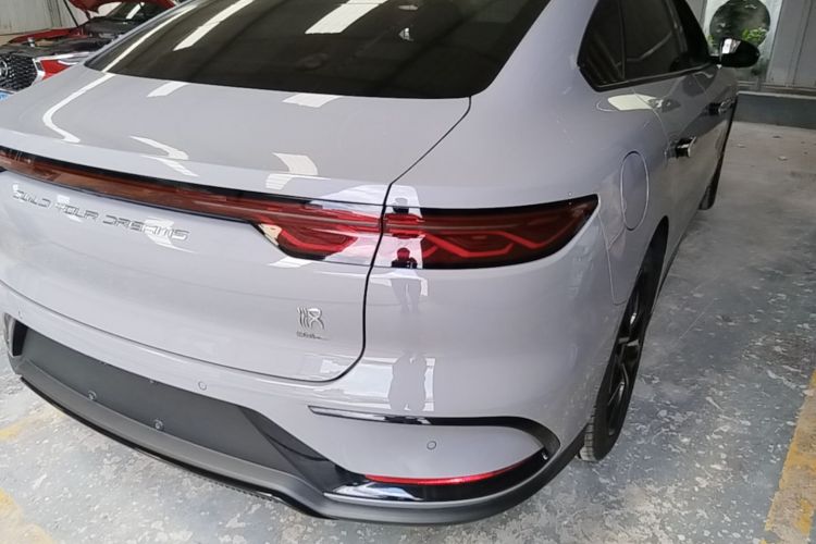 BYD Han 2025 car image #8