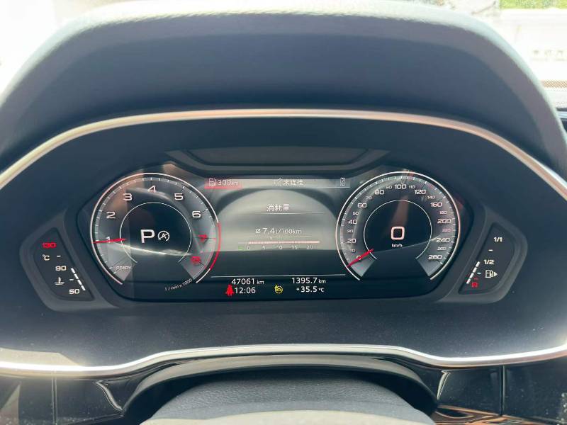 Audi Q3 2023 #8 Audi Q3 2023 car image #8