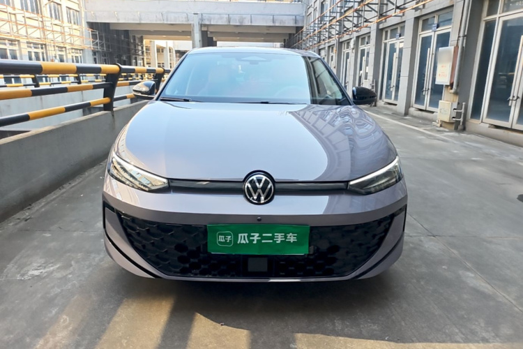 2026 immagine di auto #3