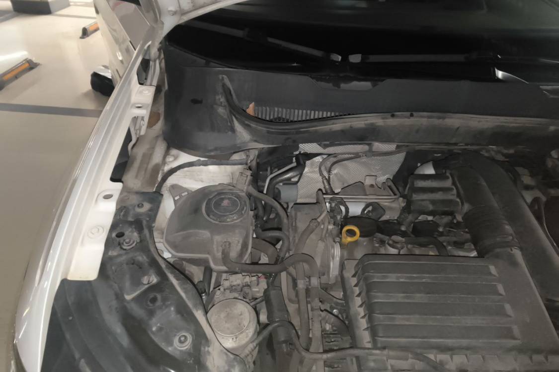 Volkswagen T-Cross 2019 car image #11