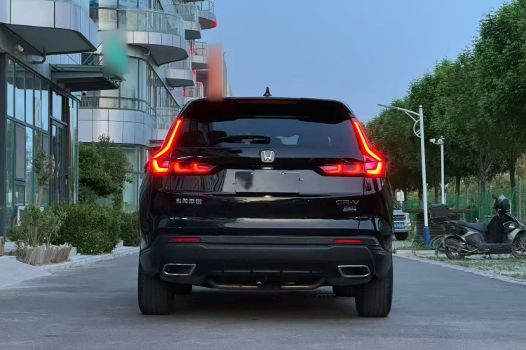 2023 car image #7