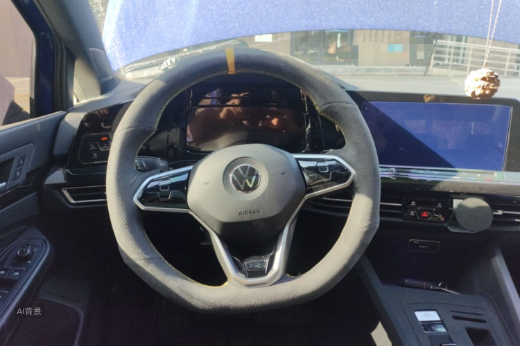 Volkswagen Golf 2021 car image #12