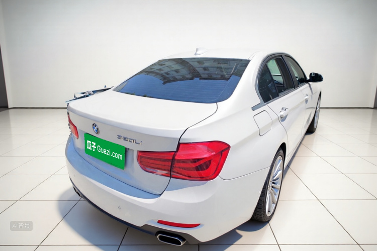 BMW 3 Series 2018 #7 BMW 3 Series 2018 car image #7