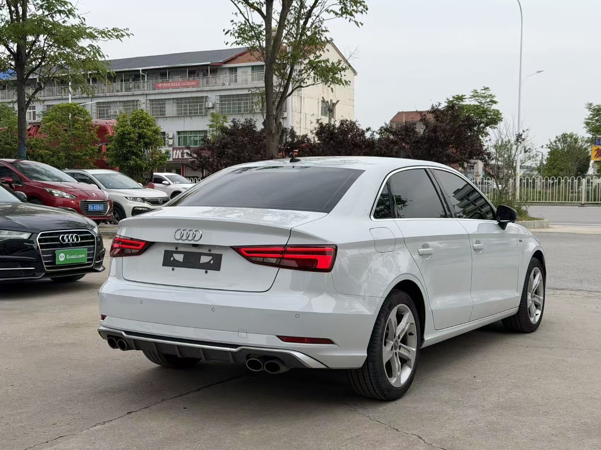 Audi A3 2019 car image #4