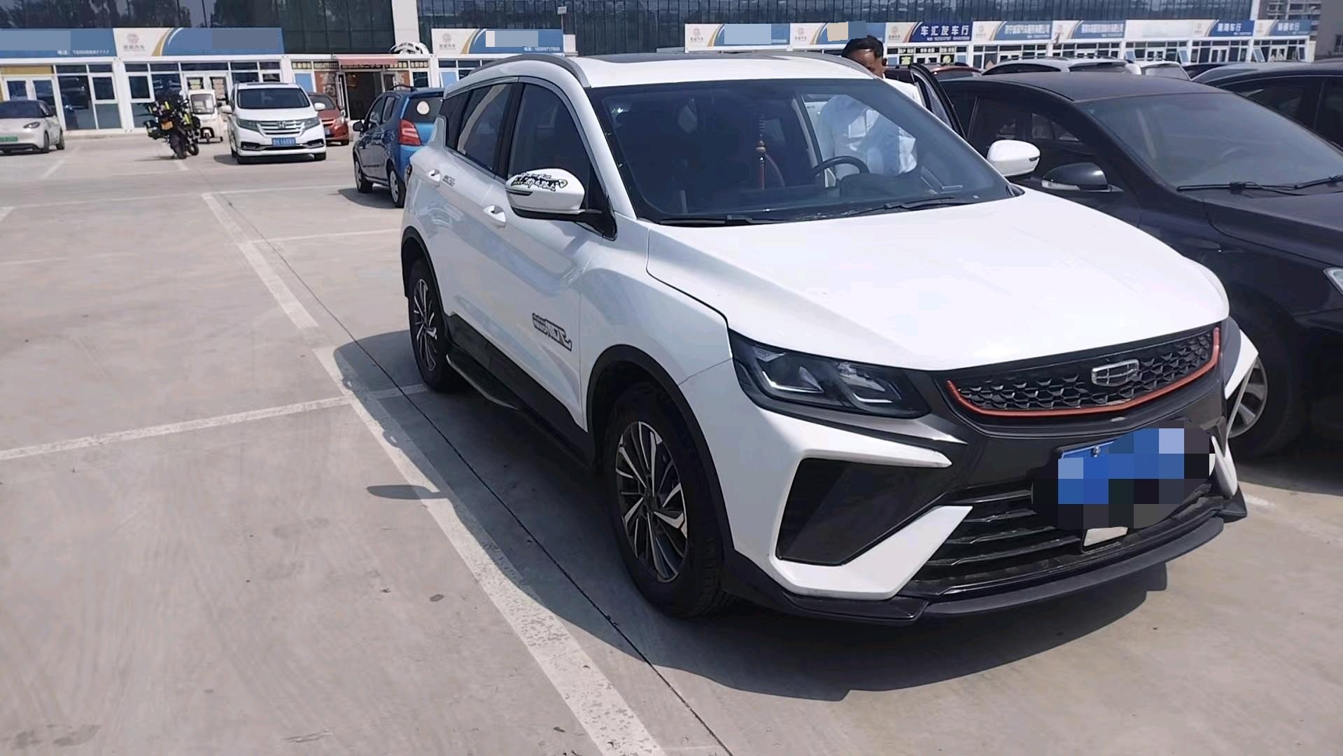 GEELY Coolray 2022 imagen de coche #2