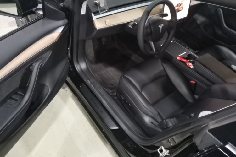Tesla Model 3 2023 #16 Tesla Model 3 2023 car image #16
