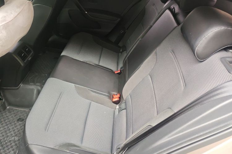 Volkswagen Golf 2018 #19 Volkswagen Golf 2018 car image #19