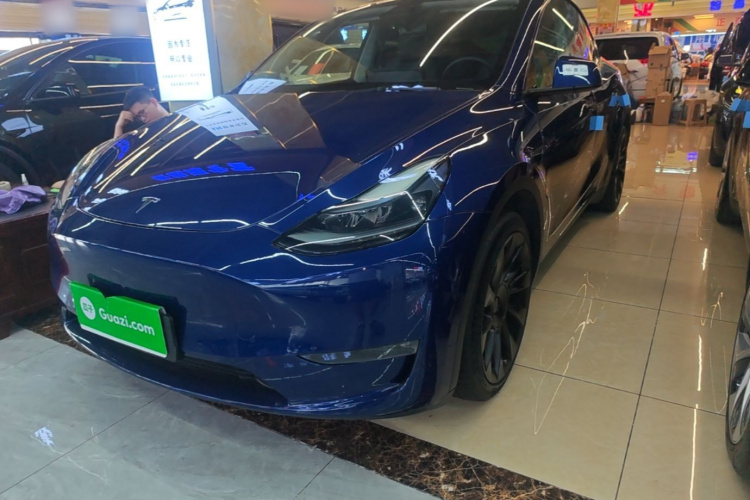 Tesla Model Y 2021 #23 Tesla Model Y 2021 car image #23