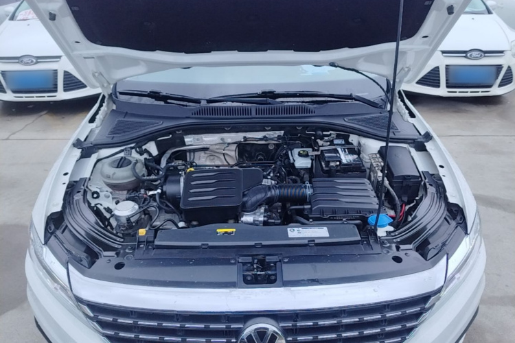 Volkswagen Lavida 2019 car image #22