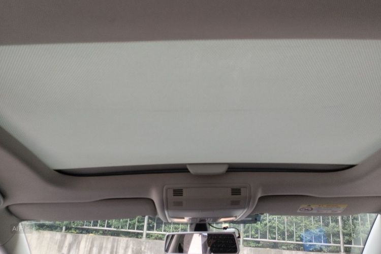 Volkswagen Golf 2020 car image #20