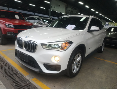 BMW X1 2017 BMW X1 2017 car image
