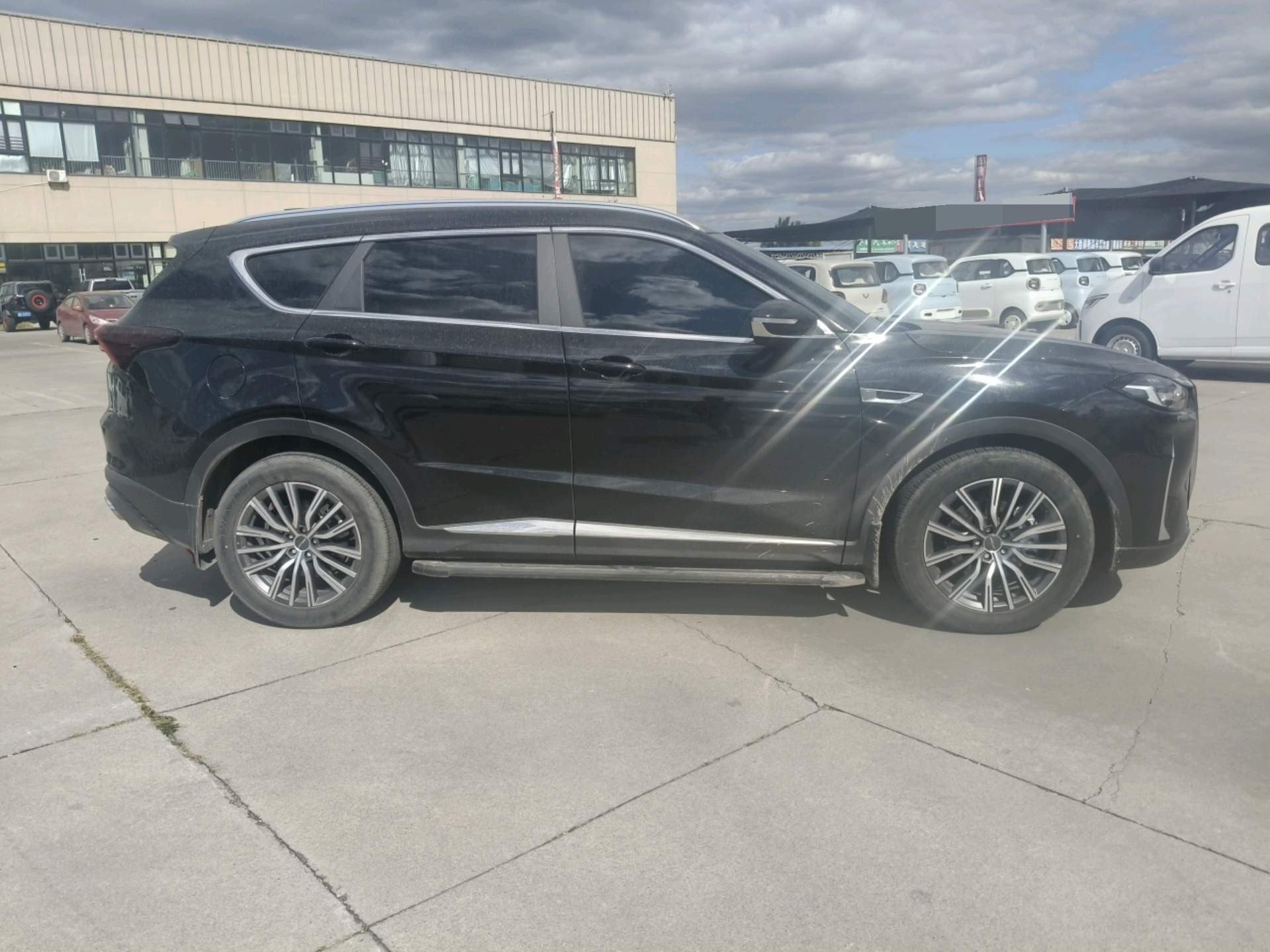 Jetour X70 PLUS 2023 #5 Jetour X70 PLUS 2023 car image #5