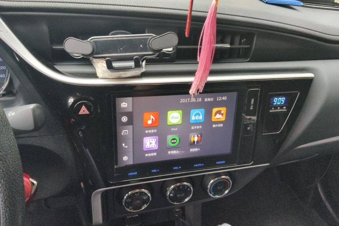 Toyota Corolla 2017 car image #26