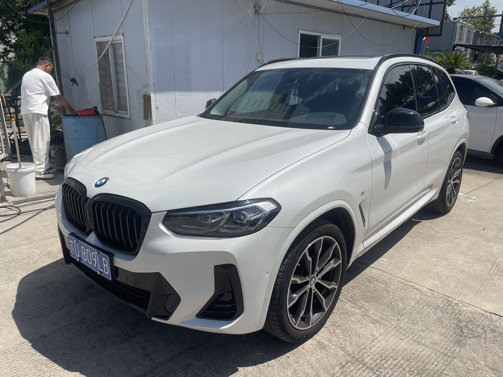 BMW X3 2024 car image 