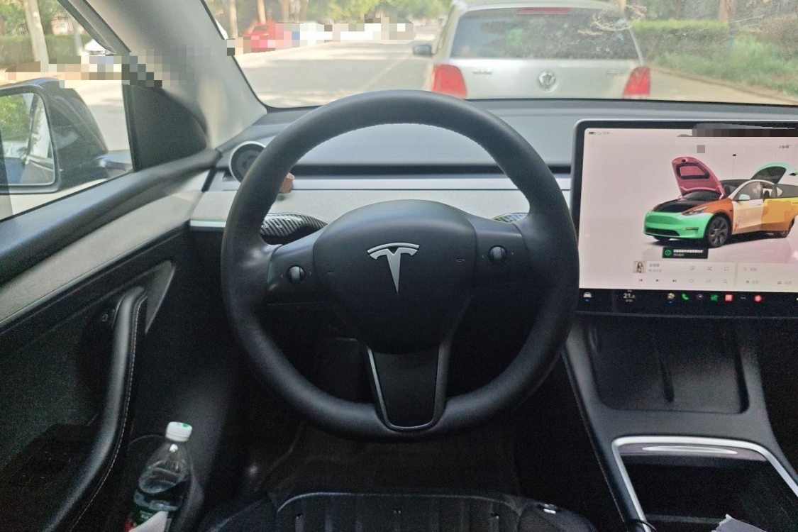Tesla Model Y 2024 #22 Tesla Model Y 2024 صورة سيارة #22