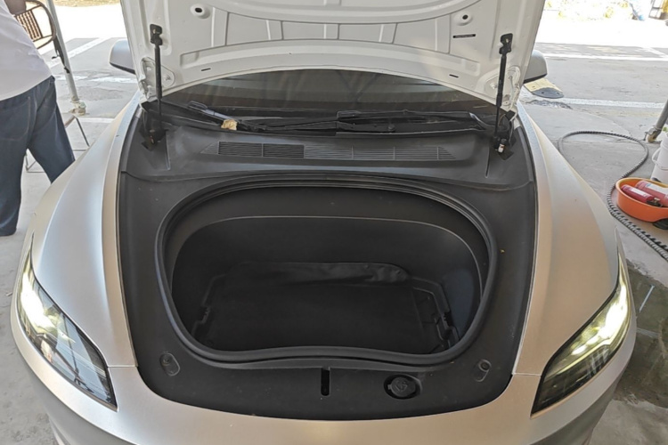 Tesla Model 3 2025 #22 Tesla Model 3 2025 car image #22