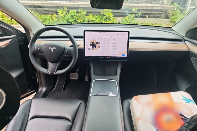 Tesla Model Y 2021 #11 Tesla Model Y 2021 car image #11