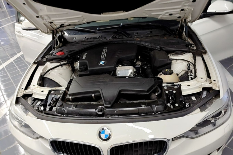 BMW 3 Series 2015 #22 BMW 3 Series 2015 car image #22