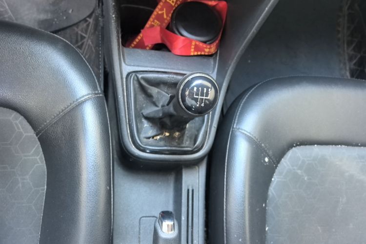 Volkswagen Santana 2016 car image #14