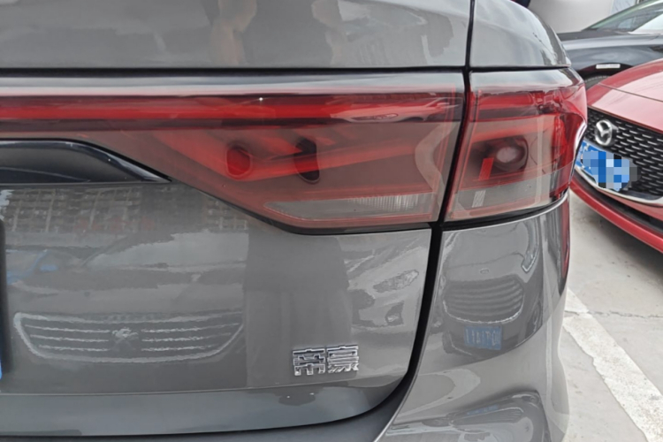 GEELY Emgrand 2023 #8 GEELY Emgrand 2023 car image #8