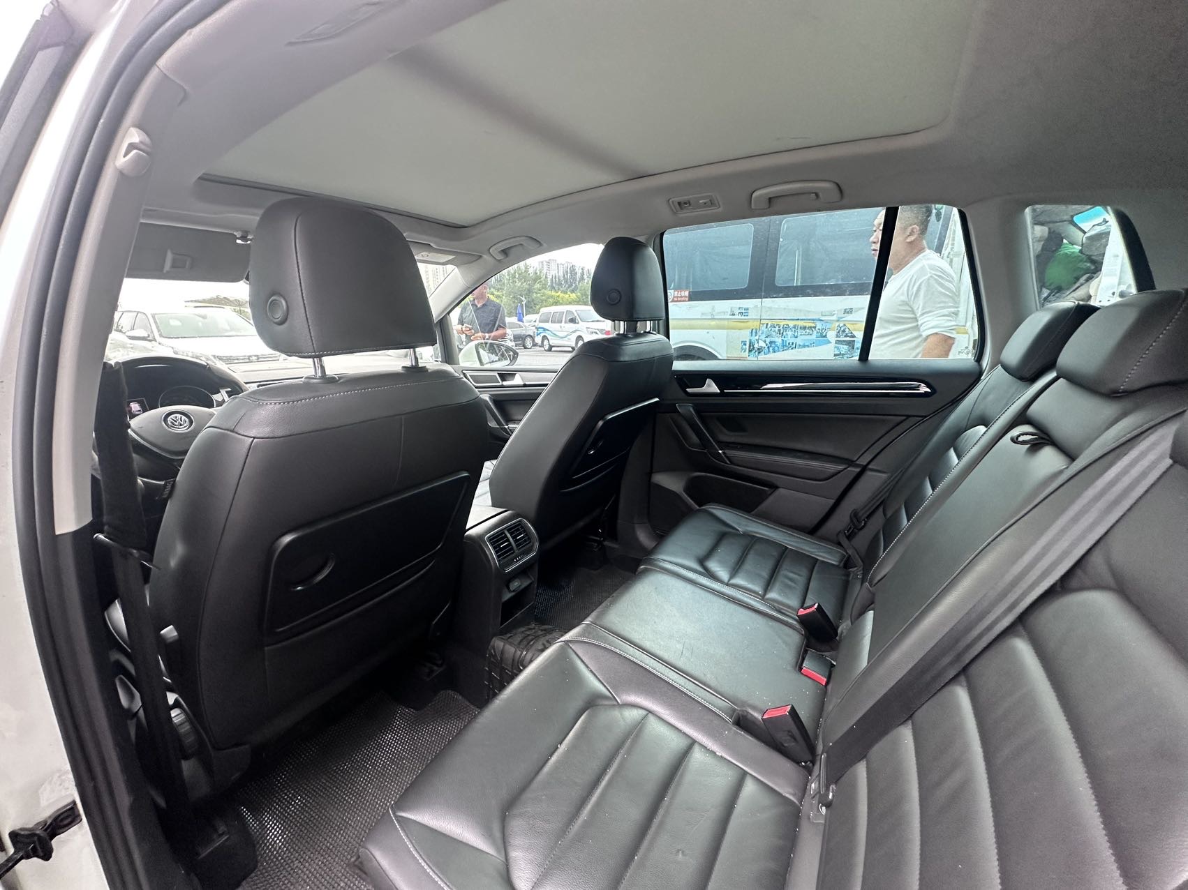 Volkswagen Golf (Imported) 2016 #9 Volkswagen Golf (Imported) 2016 صورة سيارة #9
