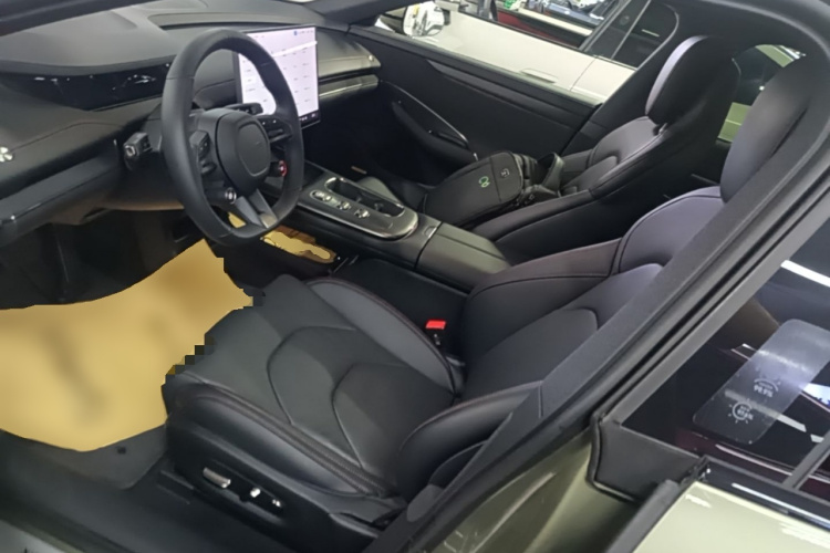 MI SU7 2024 car image #15