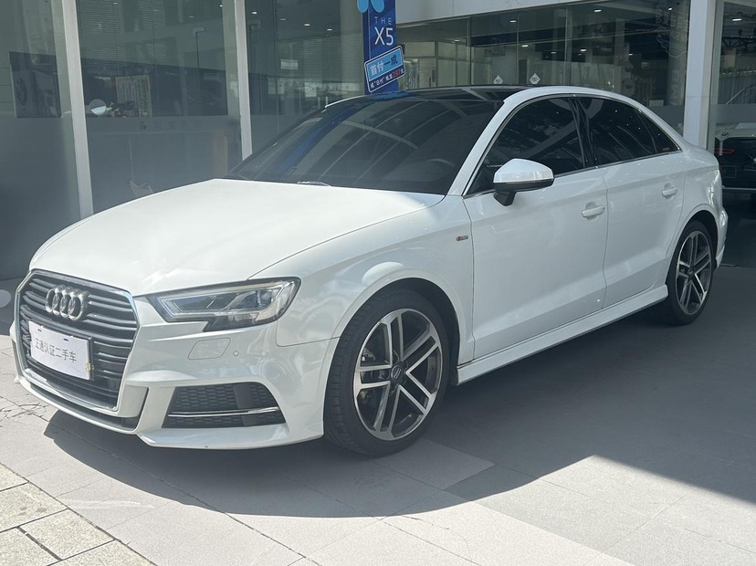 Audi A3 2018 immagine di auto 