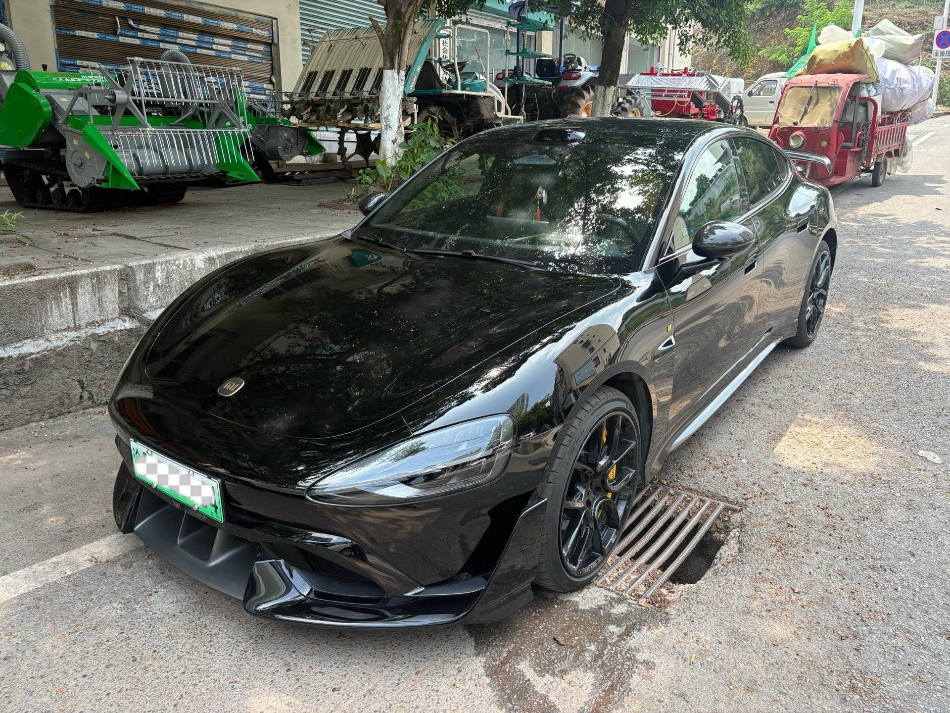 MI SU7 Ultra 2025 car image 