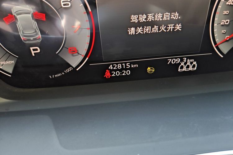 Audi Q3 2022 car image #8