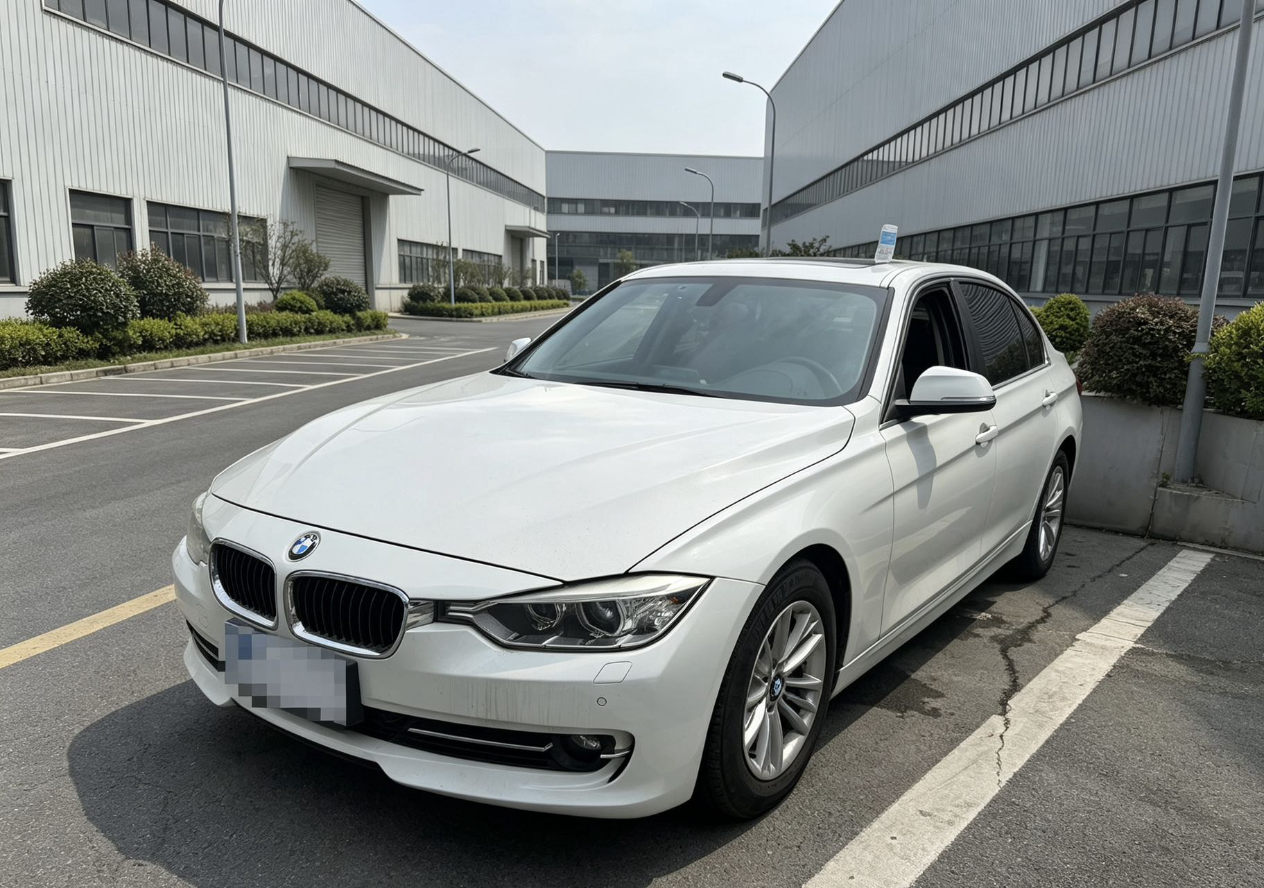 BMW 3 Series 2015 car image 