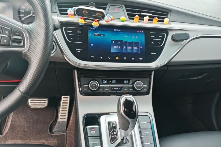 GEELY Emgrand GS 2018 #13 GEELY Emgrand GS 2018 car image #13