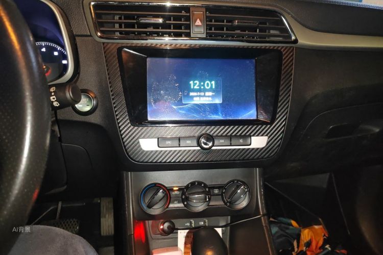 MG ZS 2017 #15 MG ZS 2017 car image #15