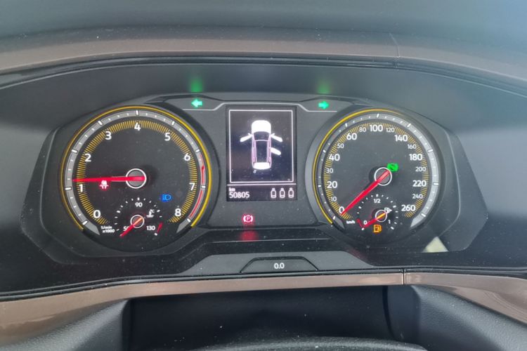 Volkswagen Tharu 2021 car image #12