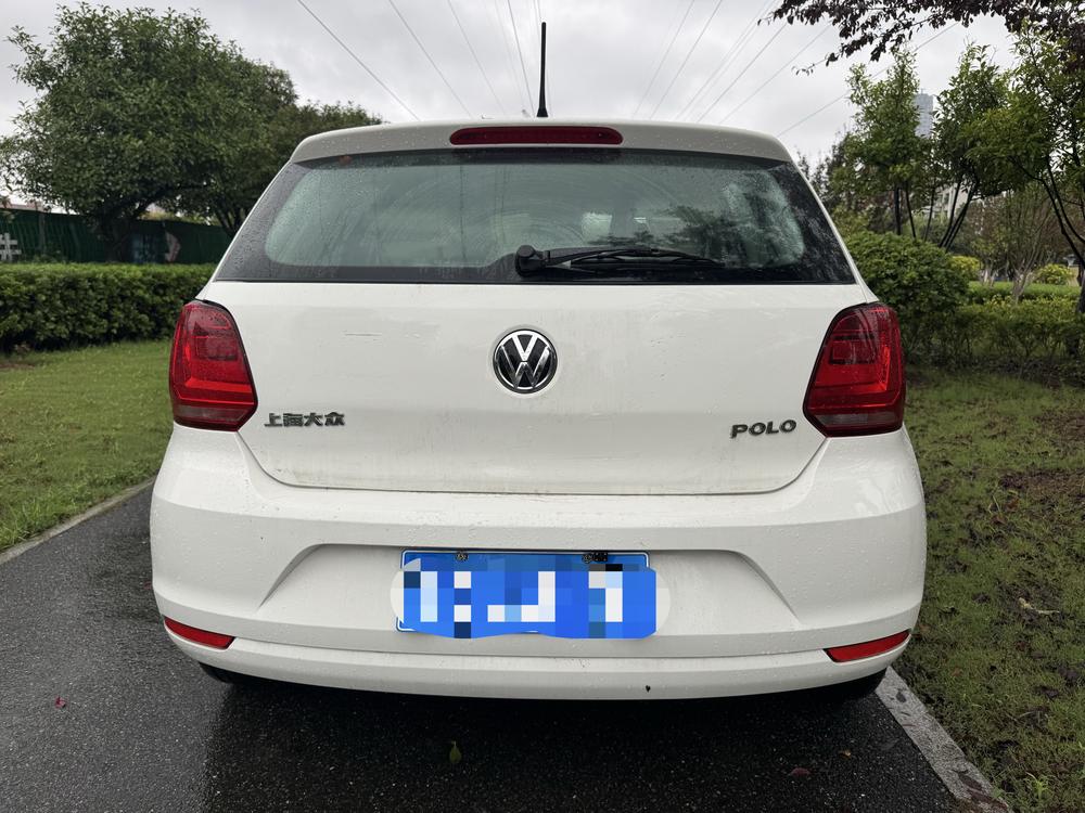 Volkswagen Polo 2017 car image #4