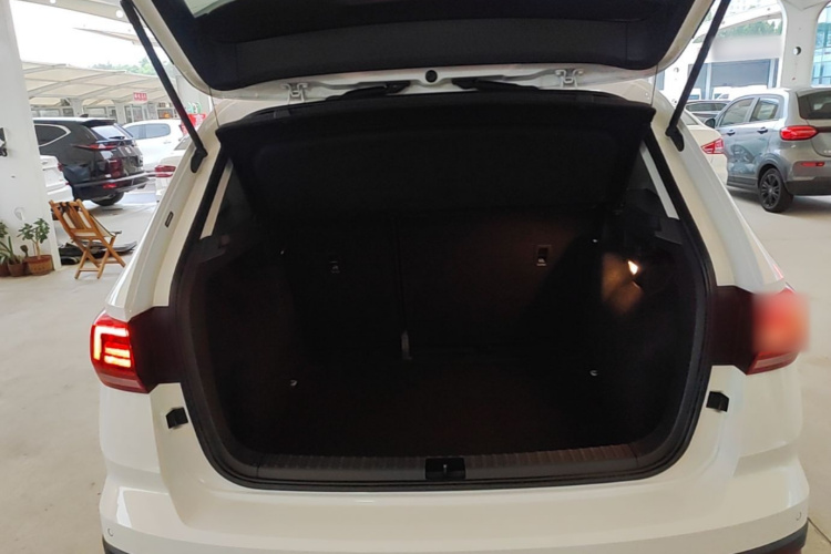Volkswagen Tharu 2022 #21 Volkswagen Tharu 2022 car image #21