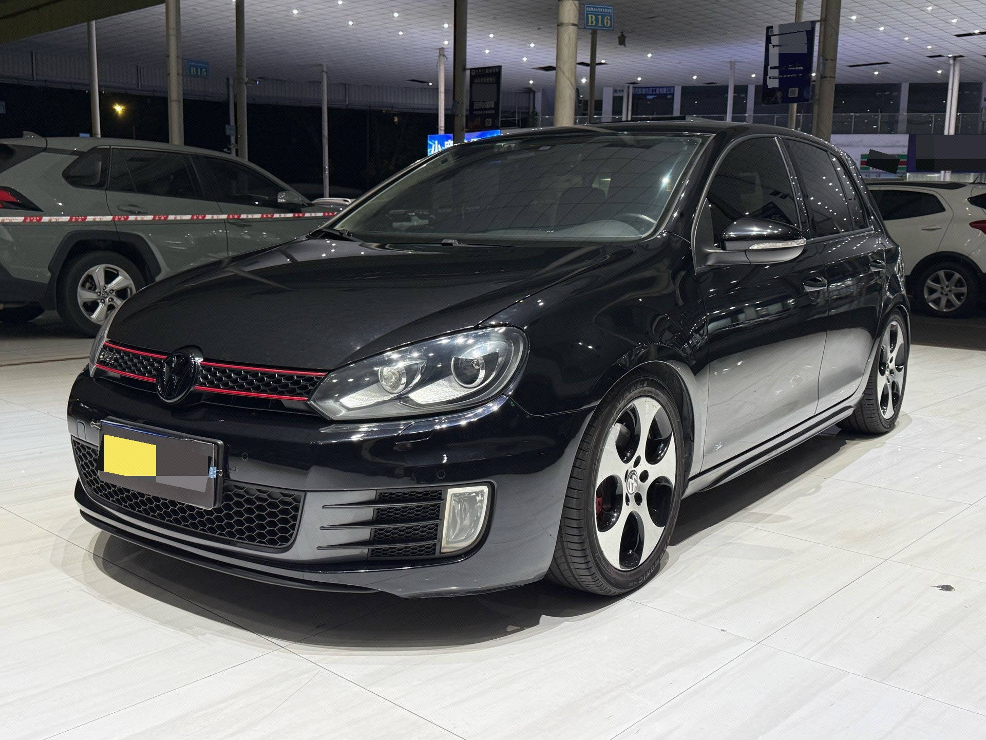 Volkswagen GolfGTI 2012 immagine di auto 