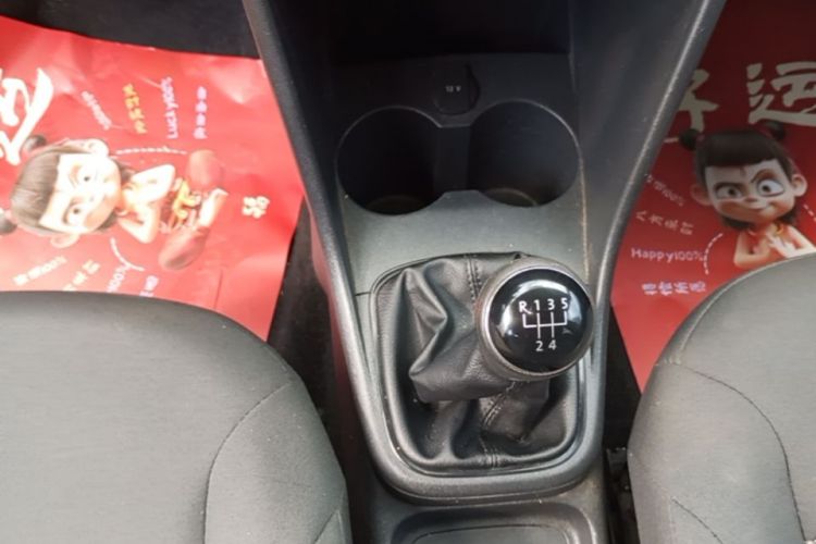 Volkswagen Polo 2017 #14 Volkswagen Polo 2017 car image #14