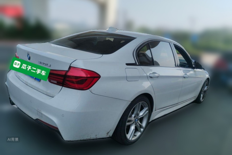 BMW 3 Series 2018 #7 BMW 3 Series 2018 car image #7