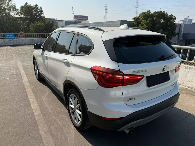 BMW X1 2019 #4 BMW X1 2019 car image #4