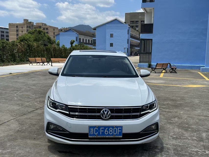 Volkswagen Bora 2020 immagine di auto 