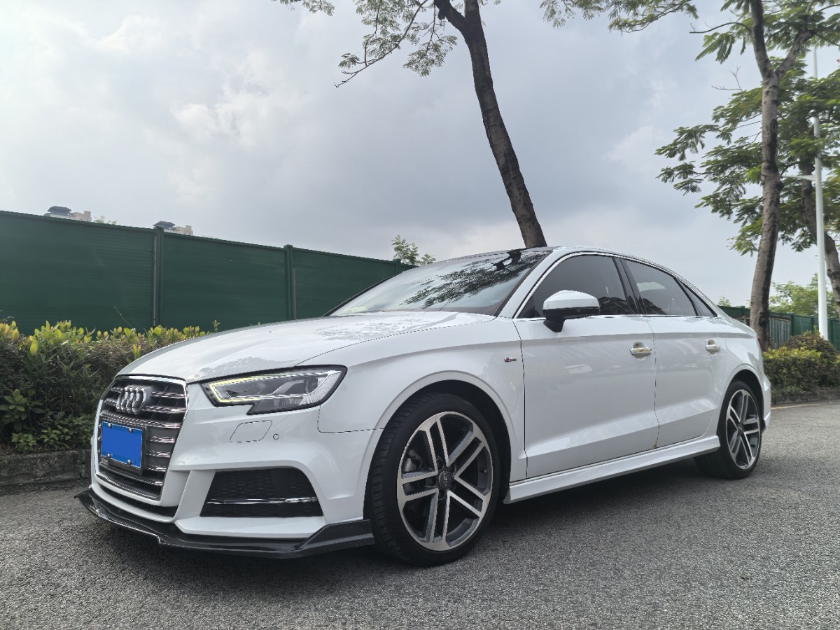 Audi A3 2019 immagine di auto 
