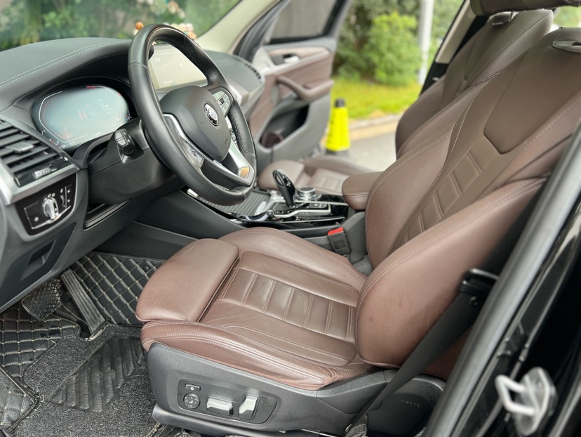 BMW X3 2021 #4 BMW X3 2021 car image #4